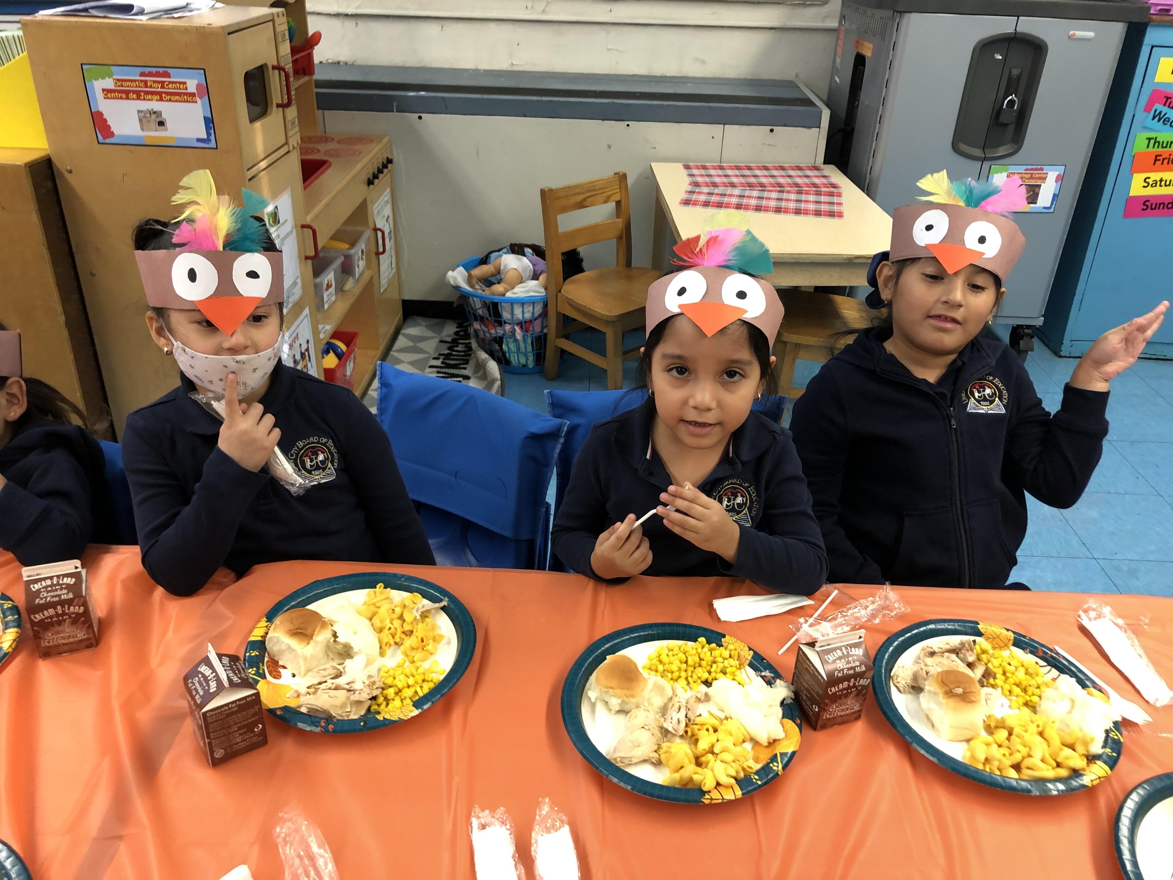 Jefferson School students enjoying Thanksgiving